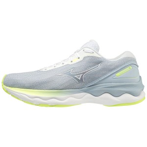 White Women Mizuno Wave Skyrise 3 Running Shoes | 7910-ECJAX