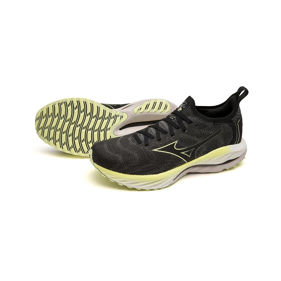 Black Men Mizuno Wave Neo Wind Running Shoes | 6374-LRGBO