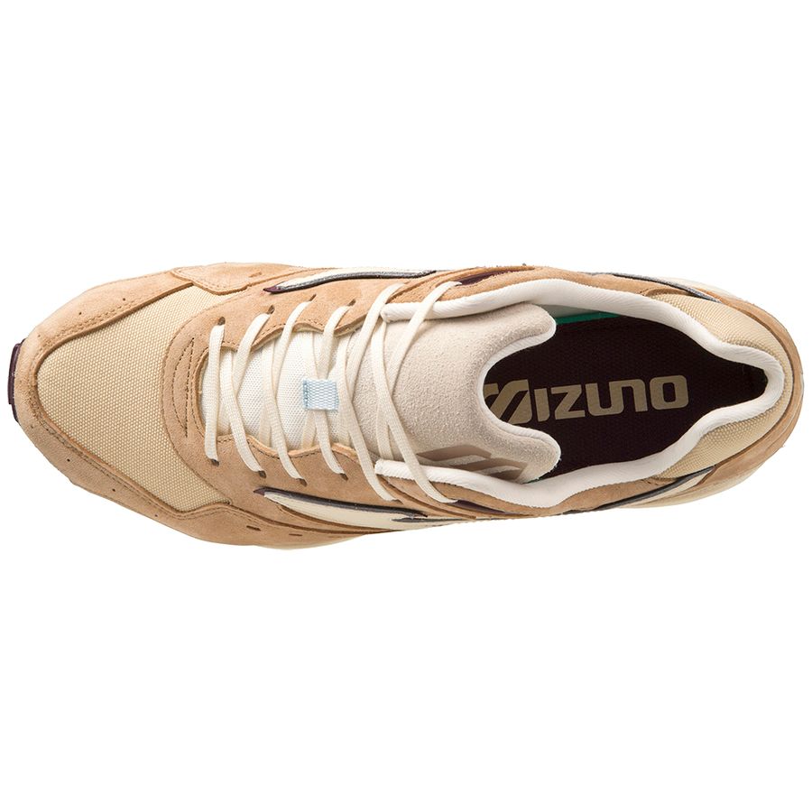 Brown Men Mizuno Contender Sneakers | 5670-FBSWN